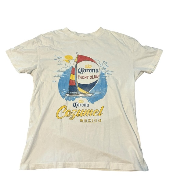 Abercrombie & Fitch Other - Abercrombie & Fitch Corona T-Shirt